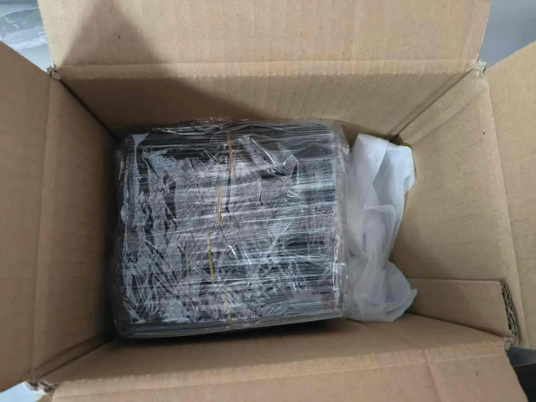 De creditcard-skinbestelling is verzonden