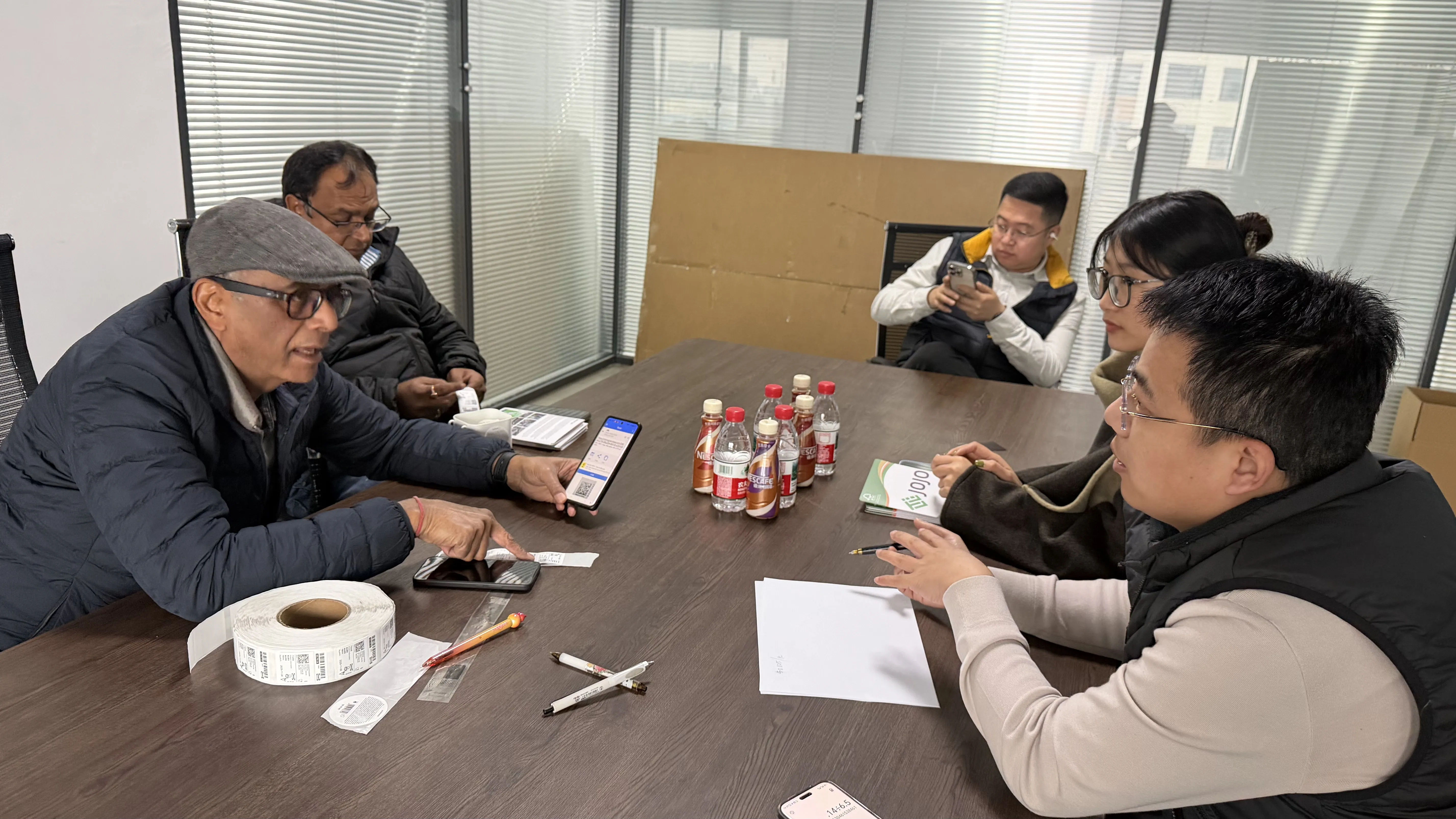 Heet klanten welkom om onze fabriek te bezoeken